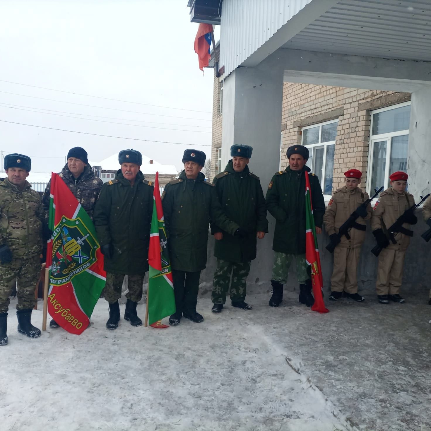 Память аксубаевского героя-земляка увековечена