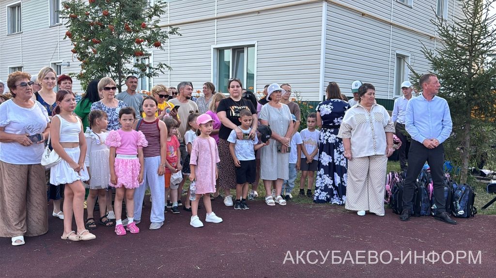 Аксубай районында ишегалды бәйрәме: җырлар, уеннар, котлаулар