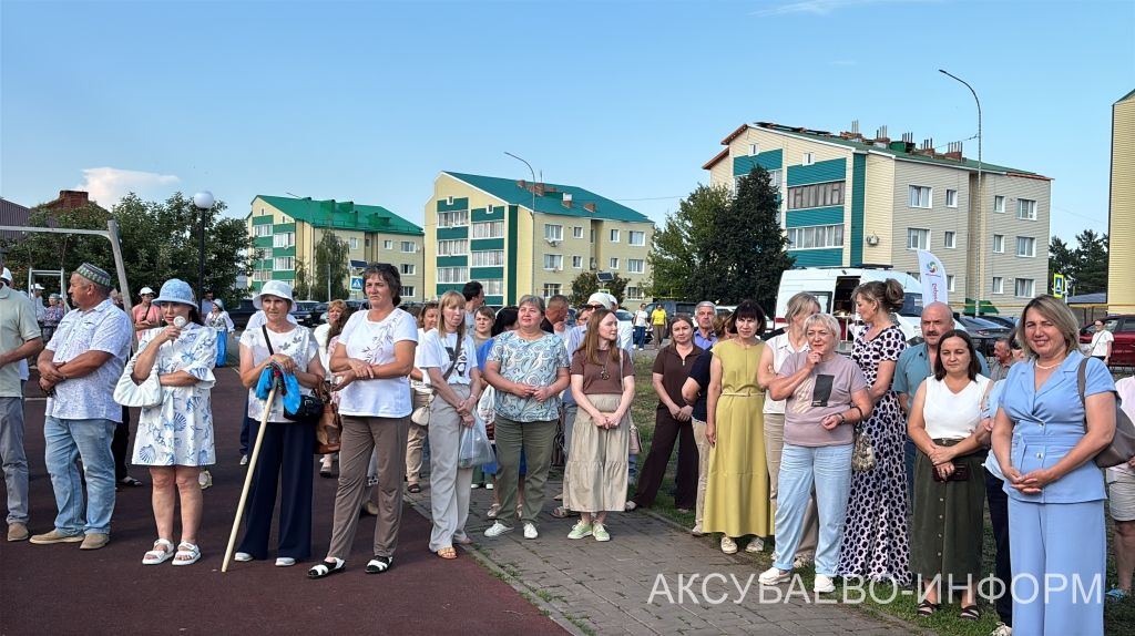 Аксубай районында ишегалды бәйрәме: җырлар, уеннар, котлаулар