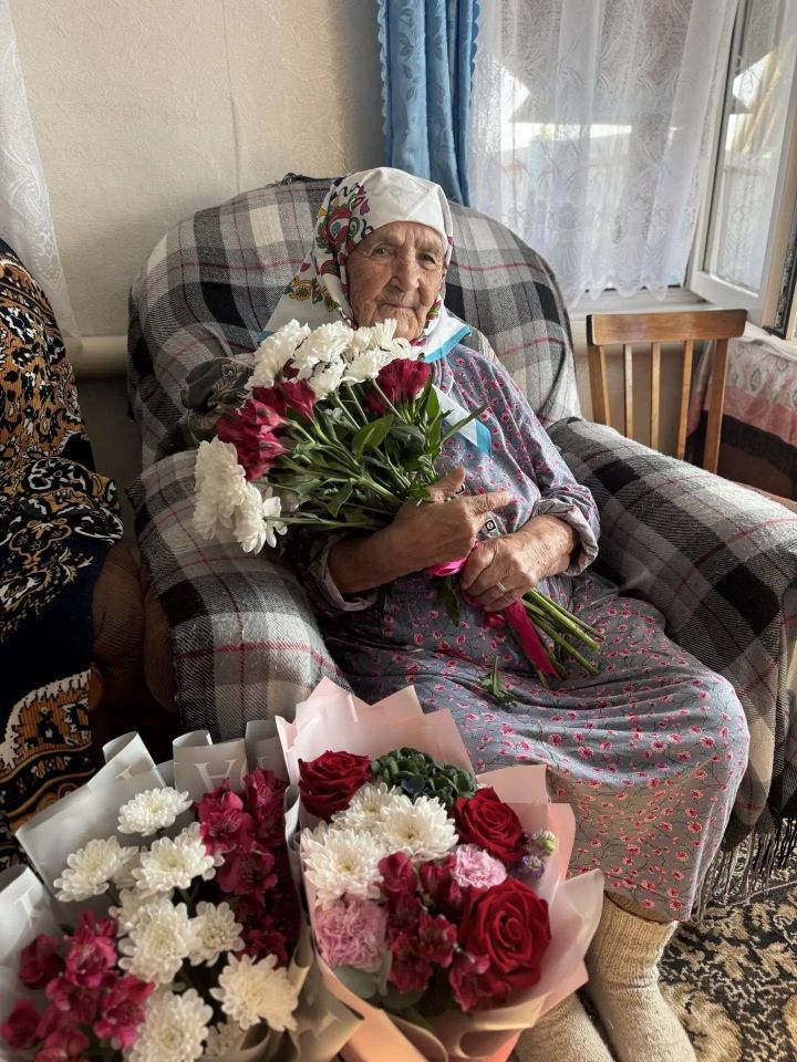 Аксубай ветераны бөтен хезмәт юлын туган ягына багышлаган