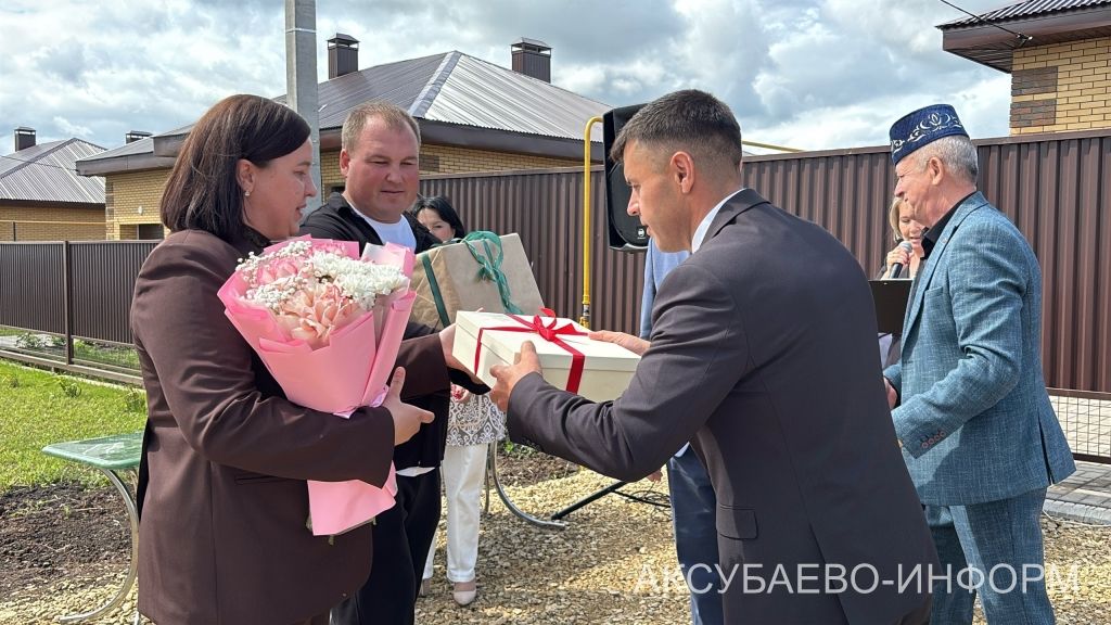 Аксубайда нефтьчеләр өчен дүрт яңа йорт ачылды