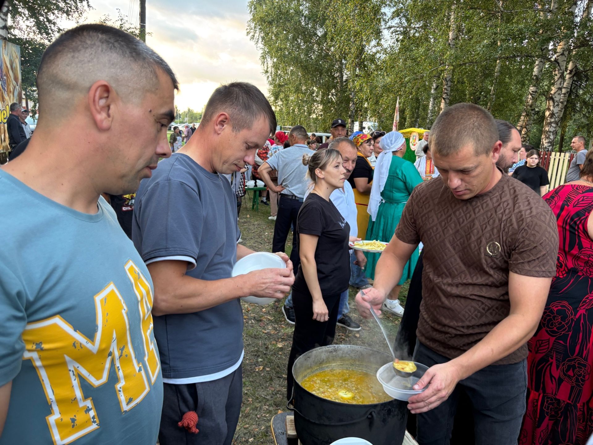 Кәкре Күлдә иң тәмле бәйрәмнең серләрен белделәр