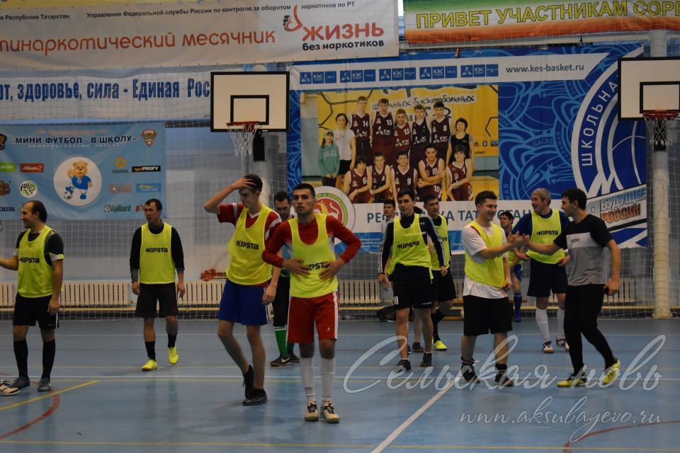 Николай Краснов истәлегенә мини-футбол буенча юбилей турниры