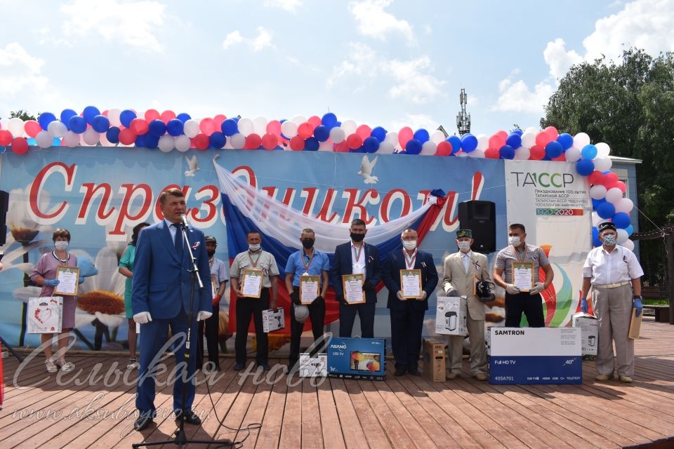 Россиянең 30 яшьлеген Аксубайда бәйрәм концерты белән билгеләп үттеләр