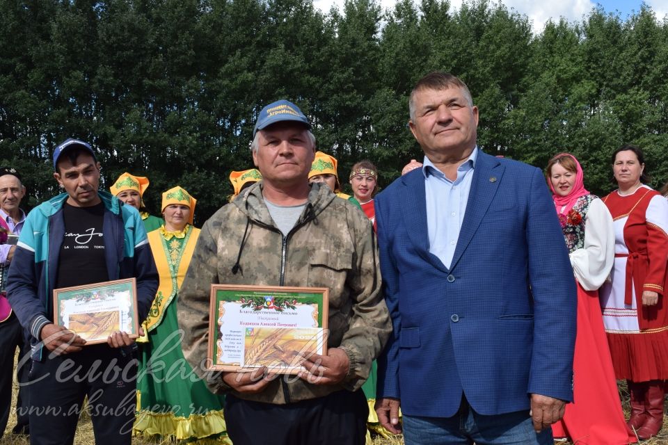 Аксубаевские комбайнеры получили награды за высокие показатели