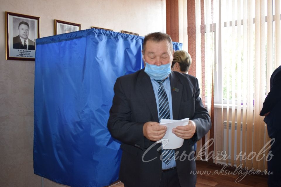 В Аксубаеве выбрали главу района, руководитель исполкома сложил полномочия