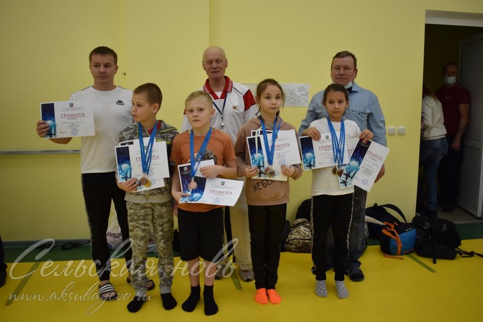 В Аксубаеве прошла товарищеская встреча среди юных пловцов