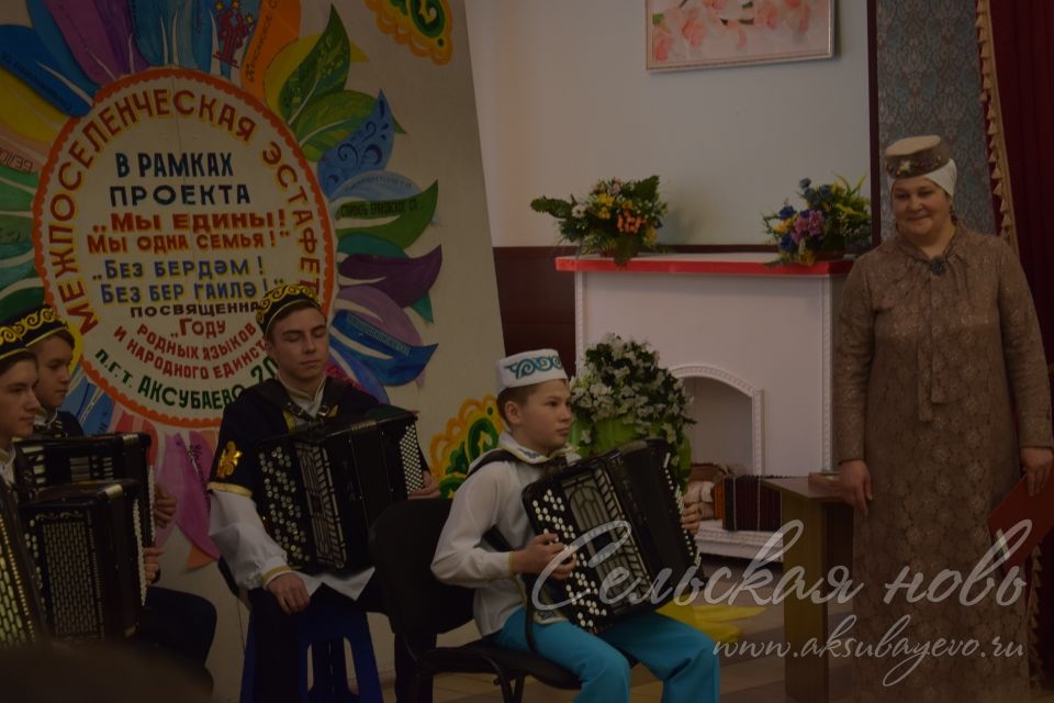 В Аксубаеве прошла выставка работ Союза художников РТ «Татарский аргамак»
