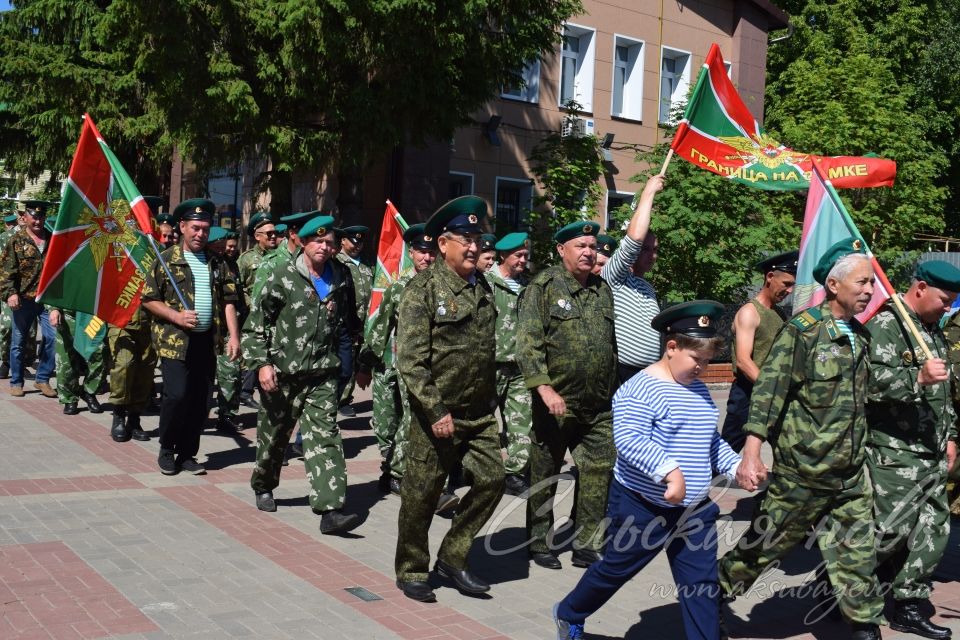 Аксубай чик сакчылары  бәйрәмнәрен билгеләп үттеләр