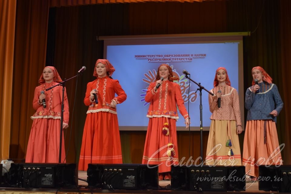 Аксубайда «Без бергә» фестивале 200дән артык талантлы баланы җыйды