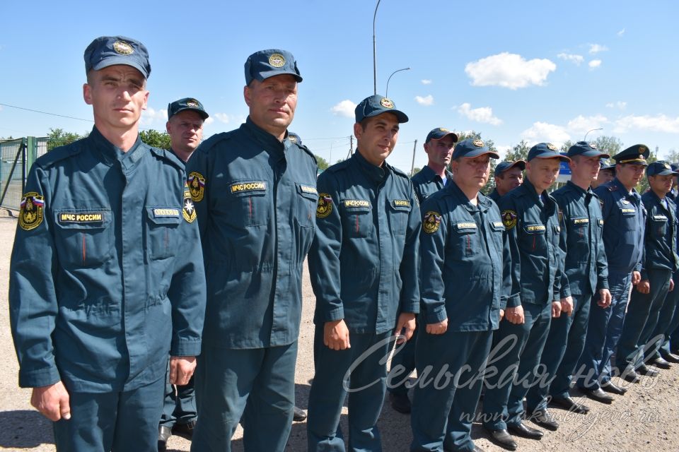 Аксубаевские спасатели стали первыми по боевому развертыванию