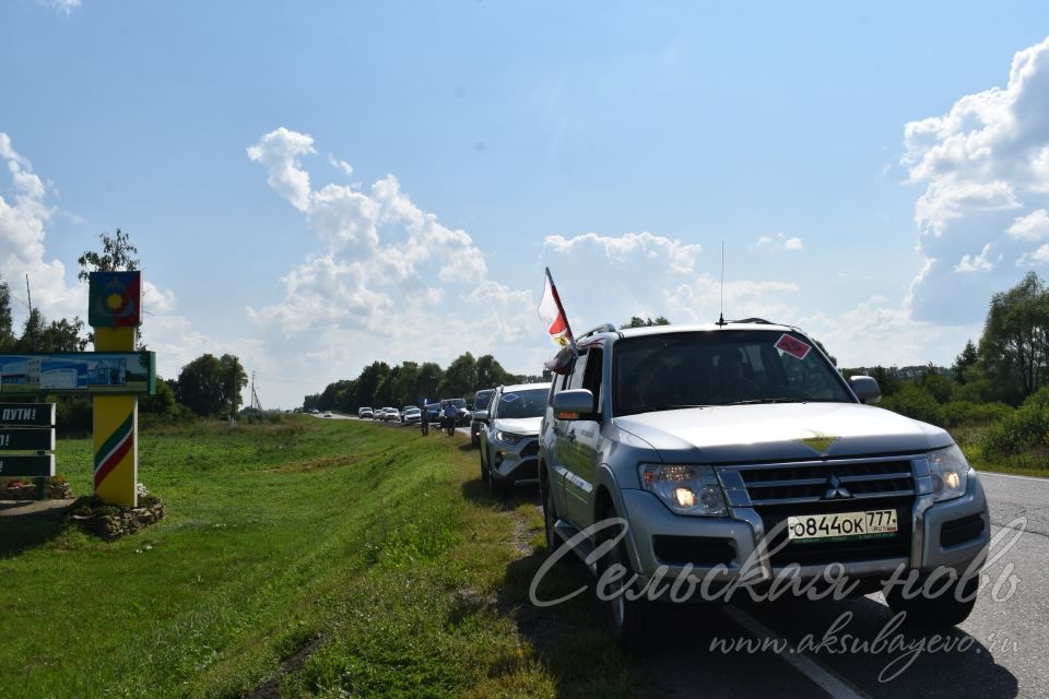 Аксубаевский район встретил десятый юбилейный автопробег «Дорогу молоку!»