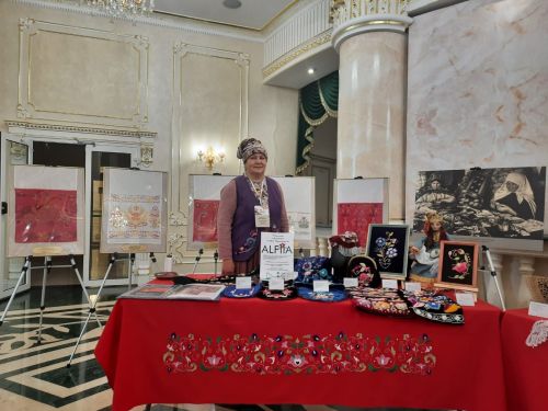 Работы аксубаевского художника презентовали в Чечне в рамках Дней культуры Татарстана
