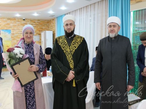 Татарстан мөфтие Аксубайда эш сәфәре белән булды һәм район ифтарында катнашты