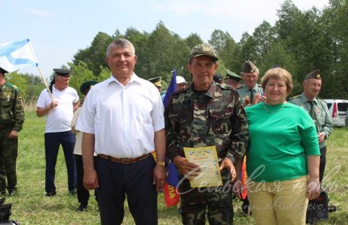Аксубай педагоглары җыеннар үткәргән өчен бүләкләр алдылар