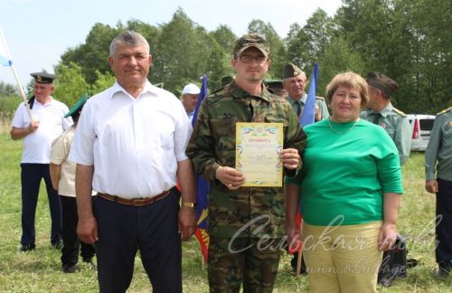 Аксубай педагоглары җыеннар үткәргән өчен бүләкләр алдылар