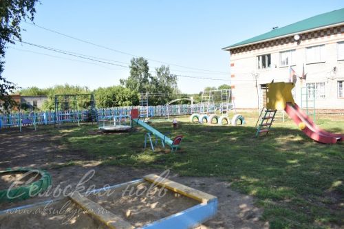 Аксубаевские первоклассники получили ранцы от нефтяной компании