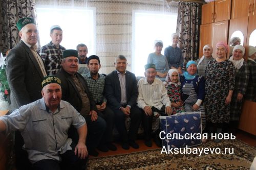 Сельский механизатор и на свекольном поле, и на ферме трудился одинаково результативно