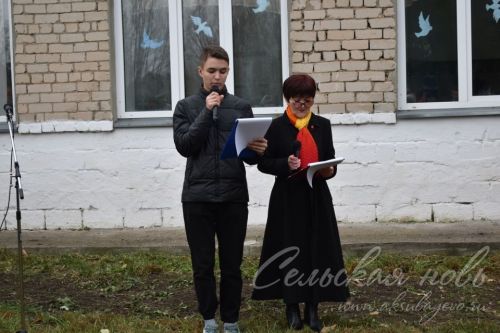 Аксубай махсус хәрби операциядә катнашучыларының исемнәре мәктәп диварында мәңгеләштерелде