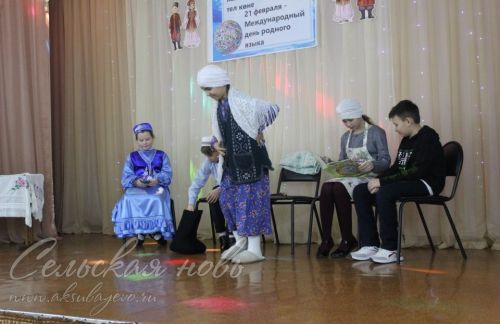 На площадке Аксубаевской средней школы №3 состоялся День родного татарского языка