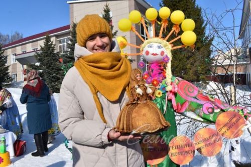 Аксубайлылар Май чабуны бәйрәм иттеләр һәм кыш белән хушлаштылар