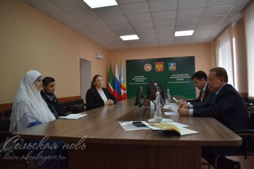 Аксубай районында депутат Айдар Метшин эш сәфәре белән булып китте