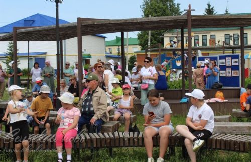 В Аксубаеве торжественно отметили День России