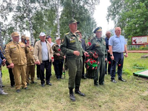 Аксубай районында Көнбатыш төркеме гаскәрләренә һәйкәл ачылды