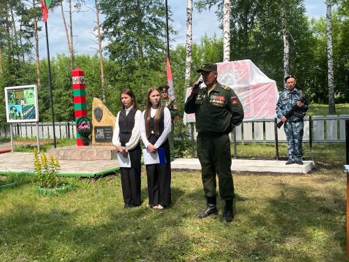 Аксубай районында Көнбатыш төркеме гаскәрләренә һәйкәл ачылды