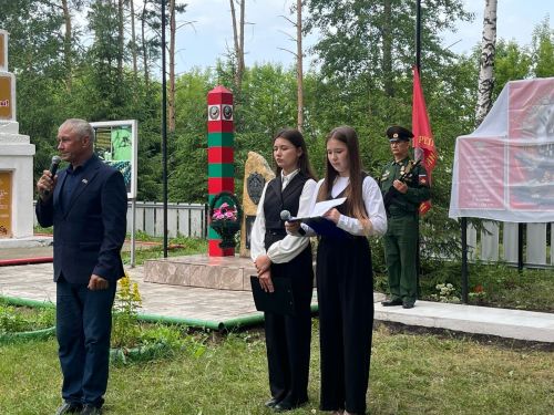 Аксубай районында Көнбатыш төркеме гаскәрләренә һәйкәл ачылды