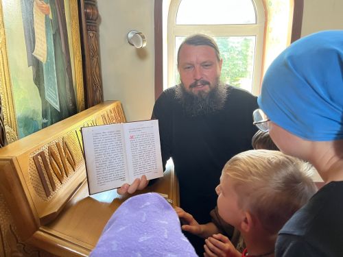 Аксубаевские активисты Движения Первых посетили церковь