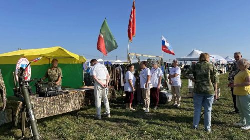 Аксубай волонтерлары «Уяв» бәйрәмендә районны тәкъдим иттеләр