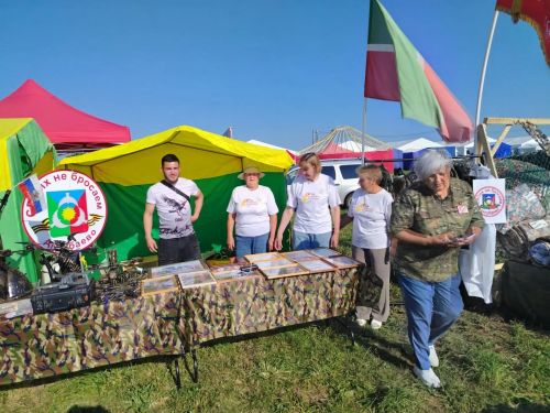 Аксубай волонтерлары «Уяв» бәйрәмендә районны тәкъдим иттеләр