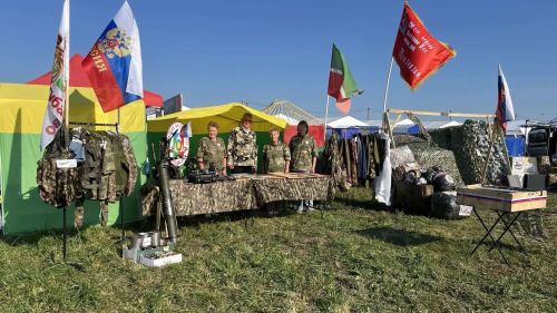 Аксубай волонтерлары «Уяв» бәйрәмендә районны тәкъдим иттеләр