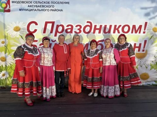 Иске Мокшино авылында юбилярларны хөрмәтләделәр