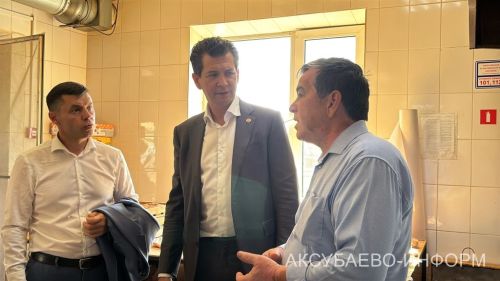 Аксубай районының инвестицион проектларын һәм сәнәгать мәйданчыкларын ТР Рәисе каршындагы Эшкуарлар хокукларын яклау буенча вәкаләтле вәкил Фәрит Габделганиев бәяләде