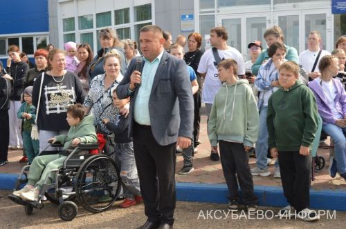 Аксубайда байкерлар балаларга шатлык бүләк итте
