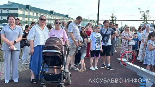 Аксубай районында ишегалды бәйрәме: җырлар, уеннар, котлаулар