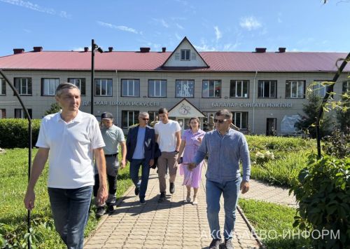 Район үзәгендә социаль инфраструктураны яңарту буенча күләмле эшләр дәвам итә