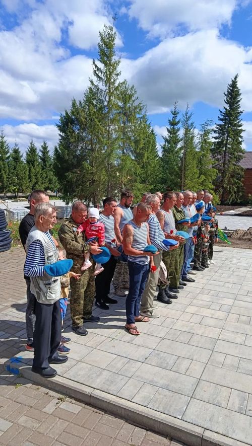 Аксубайда «зәңгәр беретлар» Десантчылар көнен билгеләп үттеләр