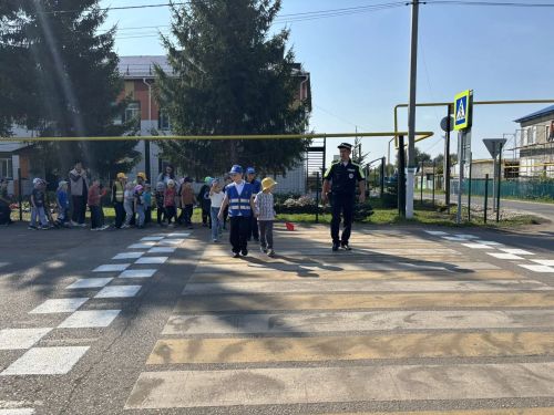 Аксубай районында иң кечкенә җәяүлеләр өчен «Имин кичү» акциясе узды