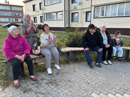 Аксубайның Ленин урамында музыка тыңладылар һәм ГТО нормативларын тапшырдылар