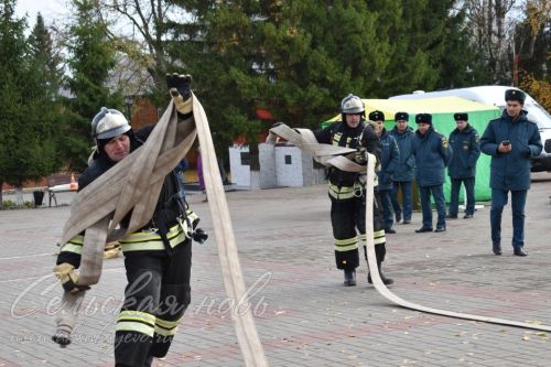 В Аксубаеве прошел заключительный этап соревнований по функциональному пожарному многоборью среди территориальных подразделений Федеральной противопожарной службы по РТ 2023 года