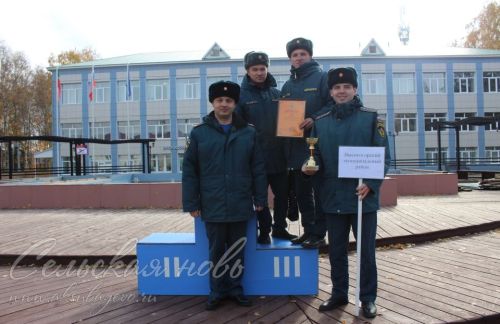В Аксубаеве прошел заключительный этап соревнований по функциональному пожарному многоборью среди территориальных подразделений Федеральной противопожарной службы по РТ 2023 года