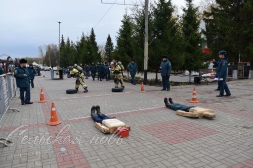 В Аксубаеве прошел заключительный этап соревнований по функциональному пожарному многоборью среди территориальных подразделений Федеральной противопожарной службы по РТ 2023 года