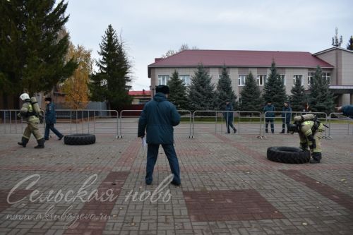 В Аксубаеве прошел заключительный этап соревнований по функциональному пожарному многоборью среди территориальных подразделений Федеральной противопожарной службы по РТ 2023 года