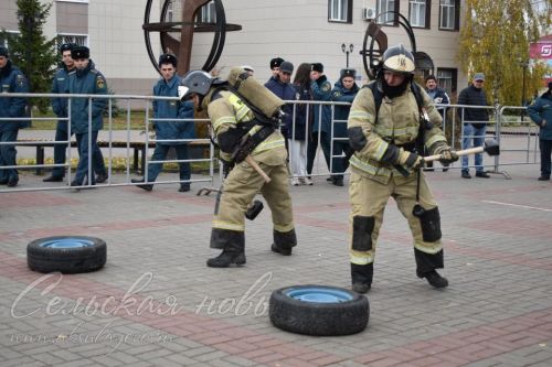 В Аксубаеве прошел заключительный этап соревнований по функциональному пожарному многоборью среди территориальных подразделений Федеральной противопожарной службы по РТ 2023 года