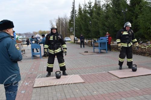 В Аксубаеве прошел заключительный этап соревнований по функциональному пожарному многоборью среди территориальных подразделений Федеральной противопожарной службы по РТ 2023 года