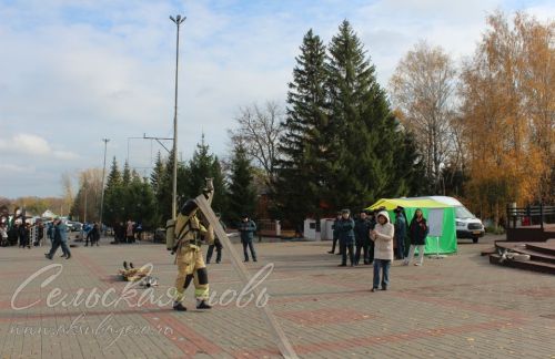 В Аксубаеве прошел заключительный этап соревнований по функциональному пожарному многоборью среди территориальных подразделений Федеральной противопожарной службы по РТ 2023 года