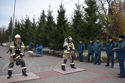 В Аксубаеве прошел заключительный этап соревнований по функциональному пожарному многоборью среди территориальных подразделений Федеральной противопожарной службы по РТ 2023 года